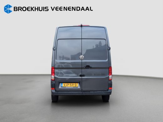 Volkswagen Crafter Volkswagen 35 2.0 TDI 140PK L3H3 (L2H2) Automaat Chauffeursstoel | Navigatie | Camera ActivLease financial lease