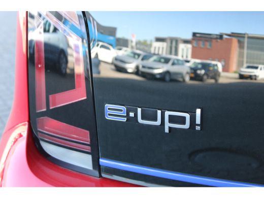 Volkswagen e-Up! Volkswagen | Achteropkomend verkeer waarschuwing | Airco (automatisch) | DAB ontvanger ActivLease financial lease