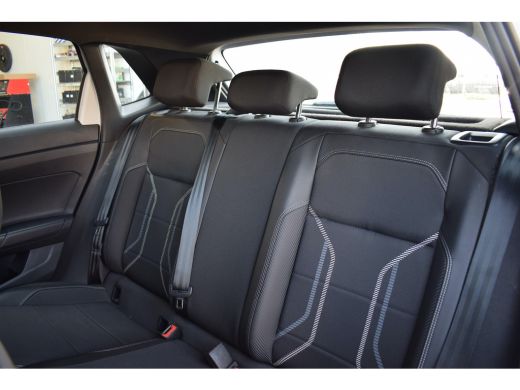 Volkswagen Polo 1.0 TSI Comfortline Business | Apple CarPlay | Half Leer | ACC | Sensoren ActivLease financial lease
