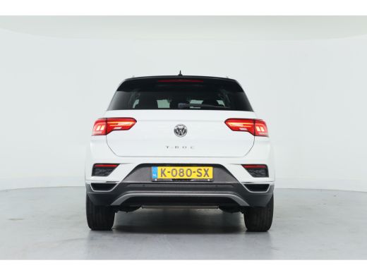 Volkswagen T-Roc 1.5 TSI Sport | Automaat | Stoelverwarming | Adaptive Cruise | Climate Control | Navigatie | Came... ActivLease financial lease