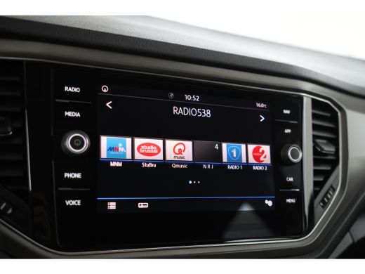 Volkswagen T-Roc 1.6 TDI Style Business Cruise Control, Panoramadak, Trekhaak, Airco, Parkeersensoren ActivLease financial lease