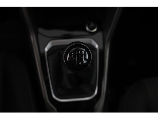 Volkswagen T-Roc 1.6 TDI Style Business Cruise Control, Panoramadak, Trekhaak, Airco, Parkeersensoren ActivLease financial lease