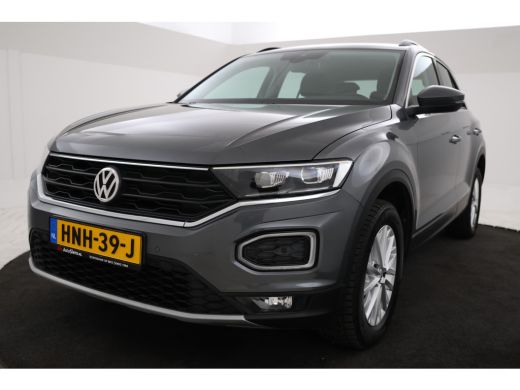Volkswagen T-Roc 1.6 TDI Style Business Cruise Control, Panoramadak, Trekhaak, Airco, Parkeersensoren ActivLease financial lease