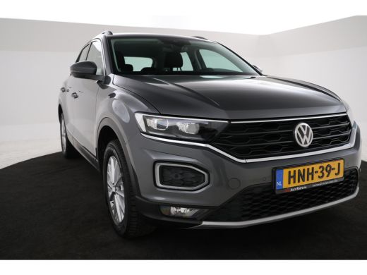 Volkswagen T-Roc 1.6 TDI Style Business Cruise Control, Panoramadak, Trekhaak, Airco, Parkeersensoren ActivLease financial lease