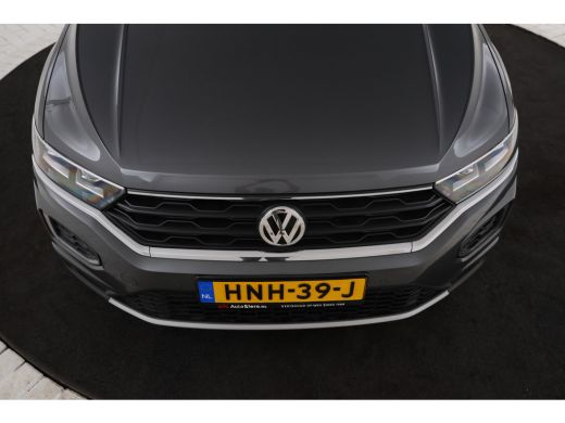 Volkswagen T-Roc 1.6 TDI Style Business Cruise Control, Panoramadak, Trekhaak, Airco, Parkeersensoren ActivLease financial lease