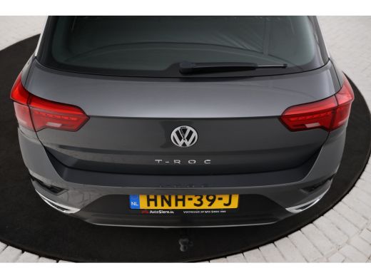 Volkswagen T-Roc 1.6 TDI Style Business Cruise Control, Panoramadak, Trekhaak, Airco, Parkeersensoren ActivLease financial lease