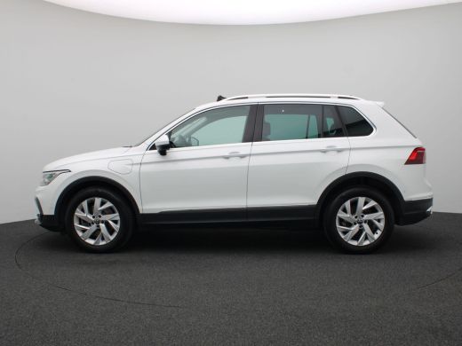 Volkswagen Tiguan 1.4 TSI eHybrid Elegance 245PK DSG led matrix, trekhaak, adaptive cruise, side assist, schuif-kan... ActivLease financial lease