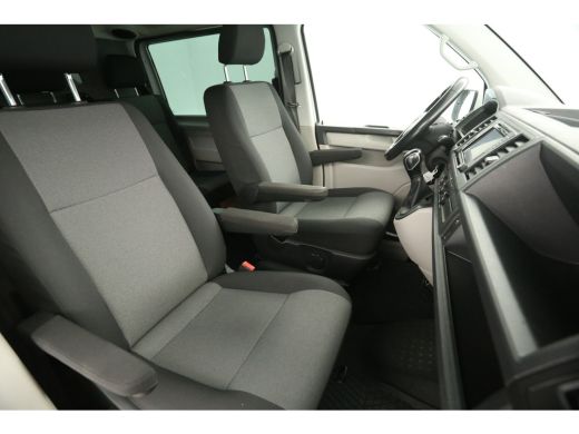Volkswagen Transporter 2.0 TDI L2H1 150PK Dubbele Cabine 5 Pers DSG Automaat 2xSchuifdeur Airco Cruise Carplay Navi PDC ... ActivLease financial lease