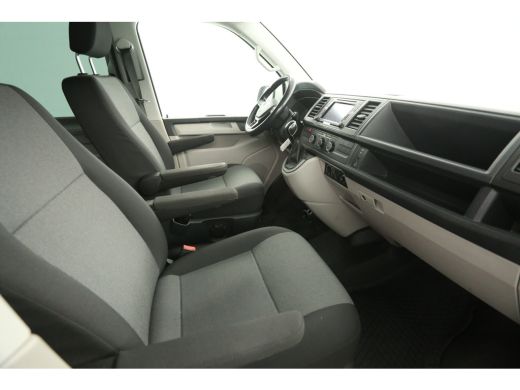 Volkswagen Transporter 2.0 TDI L2H1 150PK Dubbele Cabine 5 Pers DSG Automaat 2xSchuifdeur Airco Cruise Carplay Navi PDC ... ActivLease financial lease