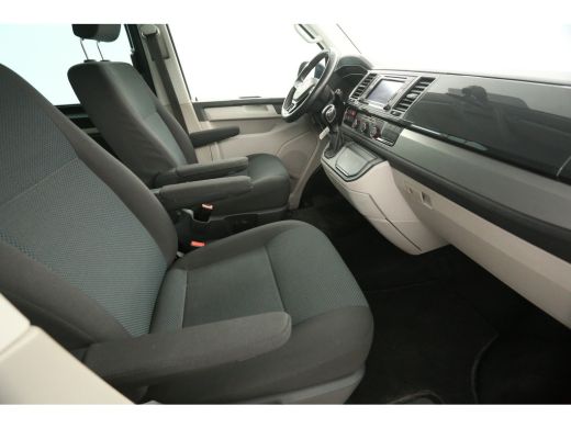 Volkswagen Transporter 2.0 TDI L2H1 | 204PK | Dubbele Cabine | 5 Persoons | DSG Automaat Airco Camera Carplay 2xSchuifde... ActivLease financial lease