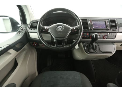 Volkswagen Transporter 2.0 TDI L2H1 | 204PK | Dubbele Cabine | 5 Persoons | DSG Automaat Airco Camera Carplay 2xSchuifde... ActivLease financial lease
