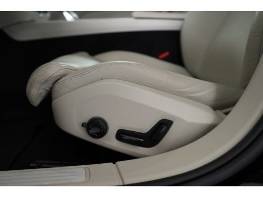 Volvo  S60 2.0 B3 Inscription | Adaptive Cruise | Leder | Elektr Stoel + Mem | Camera | Stoel-/stuurverwarmi... ActivLease financial lease