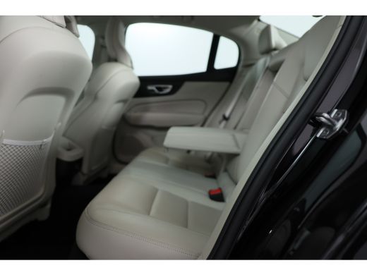 Volvo  S60 2.0 B3 Inscription | Adaptive Cruise | Leder | Elektr Stoel + Mem | Camera | Stoel-/stuurverwarmi... ActivLease financial lease