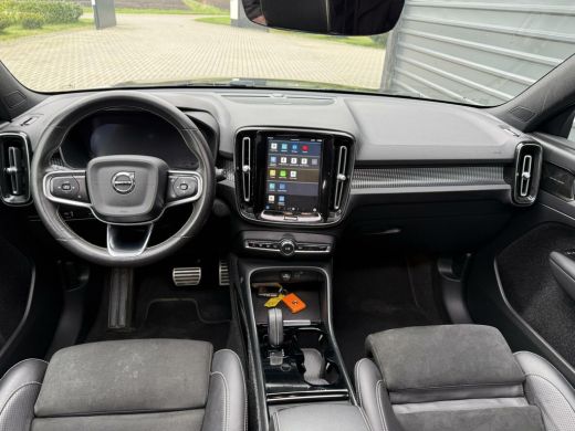 Volvo  XC40 Recharge P8 AWD R-Design Panoramadak SOH 93% 360 camera ActivLease financial lease