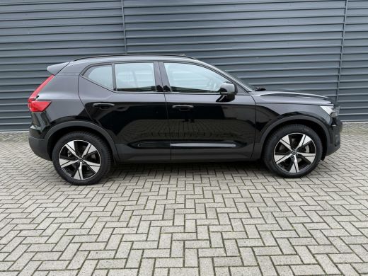 Volvo  XC40 Recharge P8 AWD R-Design Panoramadak SOH 93% 360 camera ActivLease financial lease