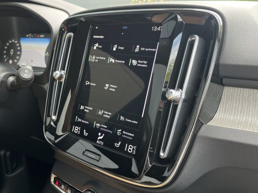 Volvo  XC40 1.5 T5 Recharge Inscription | Panoramadak | Harman/Kardon | Trekhaak | Leder | ActivLease financial lease