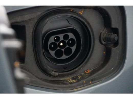 Volvo  XC40 Volvo 1.5 T5 Recharge Plus Dark | Blis | Elektrisch bedienbare stoel | Stoel + Stuurverw | Harman... ActivLease financial lease