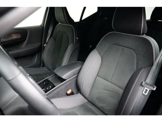 Volvo  XC40 Volvo 1.5 T5 Recharge Plus Dark | Blis | Elektrisch bedienbare stoel | Stoel + Stuurverw | Harman... ActivLease financial lease