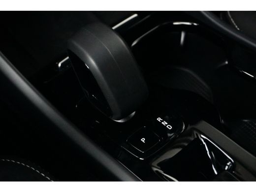 Volvo  XC40 Volvo 1.5 T5 Recharge Plus Dark | Blis | Elektrisch bedienbare stoel | Stoel + Stuurverw | Harman... ActivLease financial lease
