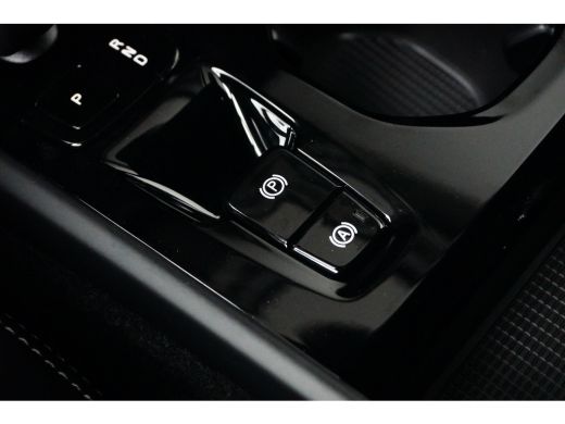 Volvo  XC40 Volvo 1.5 T5 Recharge Plus Dark | Blis | Elektrisch bedienbare stoel | Stoel + Stuurverw | Harman... ActivLease financial lease