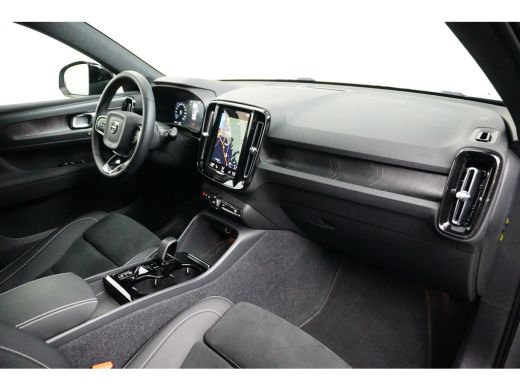 Volvo  XC40 Volvo 1.5 T5 Recharge Plus Dark | Blis | Elektrisch bedienbare stoel | Stoel + Stuurverw | Harman... ActivLease financial lease