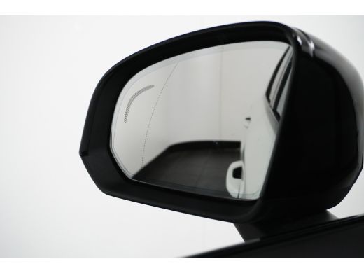 Volvo  XC40 Volvo 1.5 T5 Recharge R-Design | Pilot Assist | Harman/Kardon | Leder | Camera | ActivLease financial lease