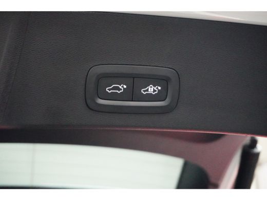 Volvo  XC40 Volvo 1.5 T5 Recharge R-Design | Pilot Assist | Harman/Kardon | Leder | Camera | ActivLease financial lease