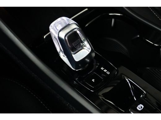 Volvo  XC40 Volvo 1.5 T5 Recharge R-Design | Pilot Assist | Harman/Kardon | Leder | Camera | ActivLease financial lease