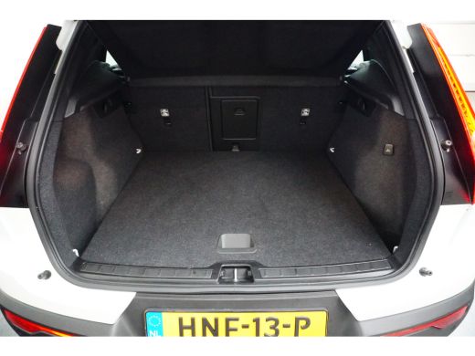 Volvo  XC40 Volvo 1.5 T5 Recharge R-Design | Pilot Assist | Harman/Kardon | Leder | Camera | ActivLease financial lease