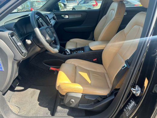 Volvo  XC40 Volvo 2.0 B5 AWD Inscription | Cruise control adaptief | Dodehoekdetectie met correctie | Keyless... ActivLease financial lease