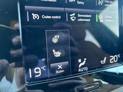 Volvo  XC40 Volvo 2.0 B5 AWD Inscription | Cruise control adaptief | Dodehoekdetectie met correctie | Keyless... ActivLease financial lease