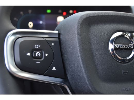 Volvo  XC40 Recharge Twin Ultimate Black Edition | 78 kWh | 360Cam | Harman Kardon| Trekhaak | Pano | ActivLease financial lease