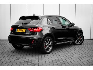 Audi A1 Citycarver Advanced edition 30 TFSI I LED verlichting I Lederen interieur I Rode remklauwen