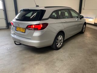 Opel Astra Sports Tourer Opel 1.2 Edition