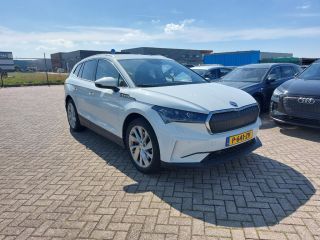 Skoda Enyaq iV Skoda 80 180 pk | Achteruitrijcamera | Apple Carplay/Android Auto|telefoonintegratie premium | Bu...