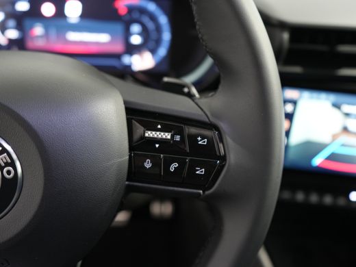 Alfa Romeo Junior Alfa Romeo 1.2 Turbo Hybrid Ibrida | Achteruitrijcamera | Apple Carplay/Android Auto|telefooninte... ActivLease financial lease