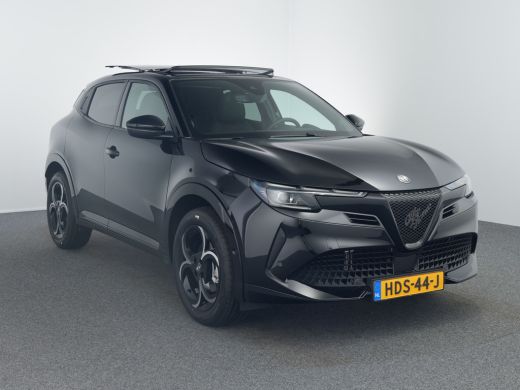Alfa Romeo Junior Alfa Romeo 1.2 Turbo Hybrid Ibrida | Achteruitrijcamera | Apple Carplay/Android Auto|telefooninte... ActivLease financial lease
