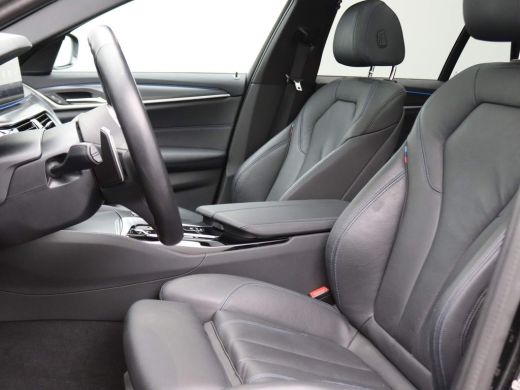 BMW 5 Serie Touring 530e xDrive M-Sport 292PK AUT8 Keyless, Surround Camera, Head-Up Display, Hifi, Panoramad... ActivLease financial lease
