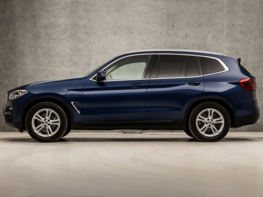 BMW X3 xDrive30e Sportline 293Pk Automaat (GROOT NAVI, M STUUR, DEALER ONDERHOUDEN, SFEERVERLICHTING, ST... ActivLease financial lease