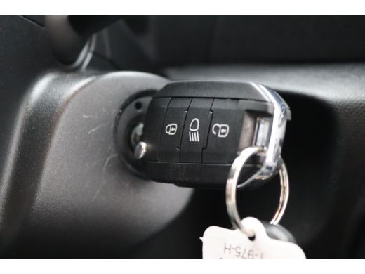 Citroën Ë-C4 Feel 50 kWh | Achteropkomend verkeer waarschuwing | Apple Carplay/Android Auto|telefoonintegratie... ActivLease financial lease