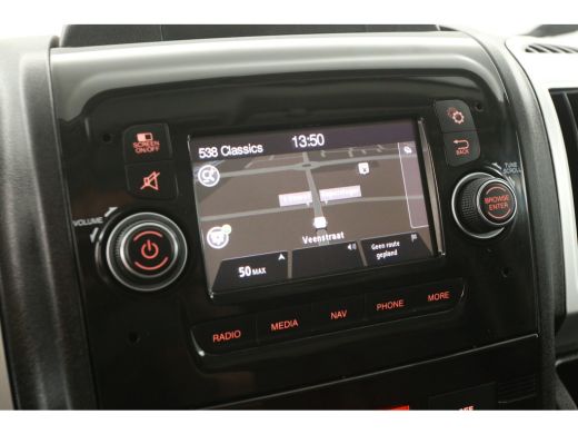 Fiat Ducato 30 2.3 MultiJet L2H2 Airco Camera Cruise Navigatie 15"LMV 3 Persoons Elektrpakket ActivLease financial lease