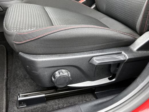 Ford FOCUS Wagon 1.0 E.B. 155PK Hybrid ST Line | Pano-dak | Trekhaak | Full Adaptive LED | Standkachel | Winter-pa... ActivLease financial lease