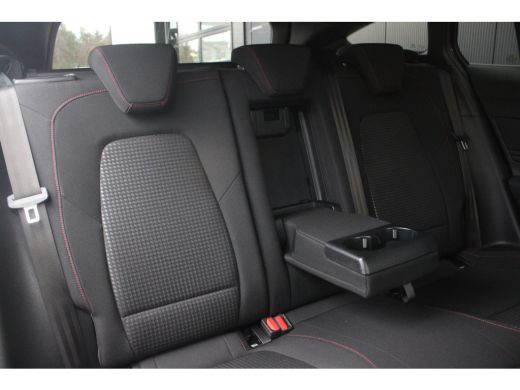 Ford Focus Wagon 1.0 Hybrid ST Line X | B&O | DRIVER ASSISTANCE PACK | WINTER PACK | 18 INCH ActivLease financial lease