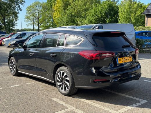 Ford FOCUS Wagon Ford 1.0EB HYBRID TITANIUM | NL-AUTO! | WINTERPACK | CAMERA | DEALER OH! | 1 EIGENAAR! | ALL-SEAS... ActivLease financial lease
