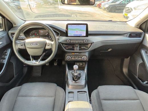 Ford FOCUS Wagon Ford 1.0EB HYBRID TITANIUM | NL-AUTO! | WINTERPACK | CAMERA | DEALER OH! | 1 EIGENAAR! | ALL-SEAS... ActivLease financial lease