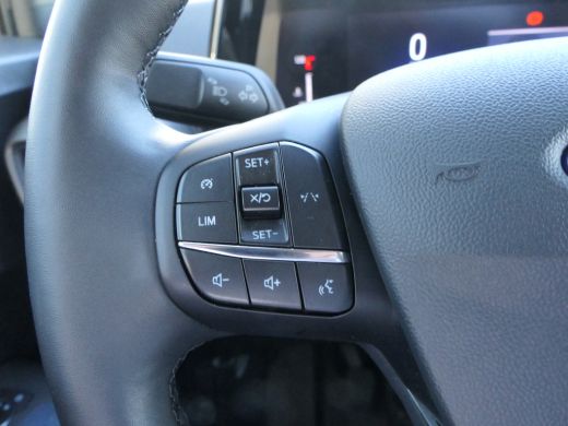 Ford Transit Courier Ford 1.5 EcoBlue Trend | Camera | CarPlay/Android Auto | Winterpack | Parkeersensoren voor en ach... ActivLease financial lease