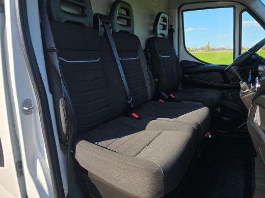 Iveco Daily 35S14V 2.3 352L H2 - 140 Pk - Euro 6 - Airco - Cruise Control ActivLease financial lease