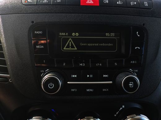 Iveco Daily 35S14V 2.3 352L H2 - 140 Pk - Euro 6 - Airco - Cruise Control ActivLease financial lease