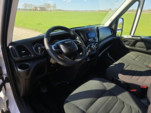 Iveco Daily 35S14V 2.3 352L H2 - 140 Pk - Euro 6 - Airco - Cruise Control ActivLease financial lease