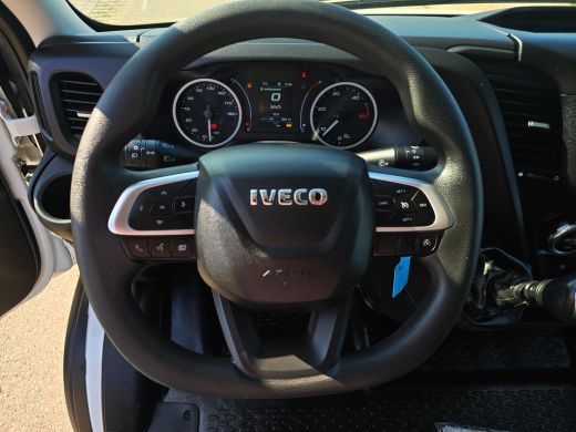 Iveco Daily 35S14V 2.3 352L H2 - 140 Pk - Euro 6 - Airco - Cruise Control ActivLease financial lease